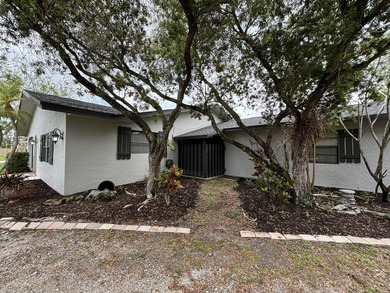 Rare double corner lot with an additional large detached two car - photo 25