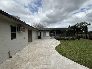 Rare double corner lot with an additional large detached two car - photo 27