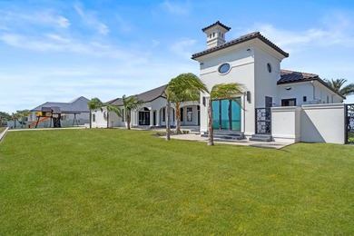 Discover an extraordinary luxury and architectural brilliance in - photo 36