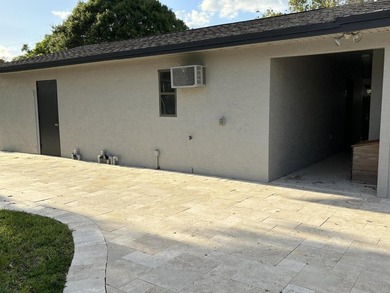 Rare double corner lot with an additional large detached two car - photo 38