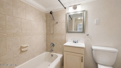 Great location and investment opportunity. 11th floor condo with - photo 9