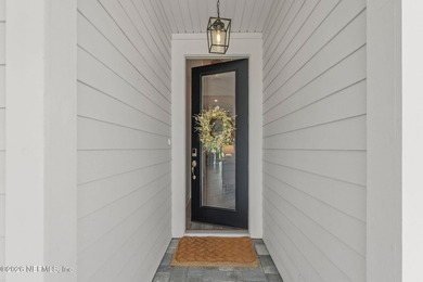 Welcome to 84 Pigeon Cove, where everyday living feels like a - photo 4