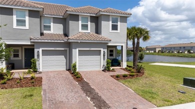 Lake Tohopekaliga Townhome/Townhouse For Sale in Kissimmee Florida