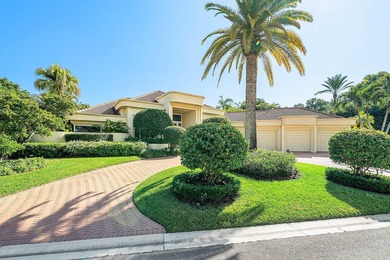 Exquisite single-story residence in the prestigious community of - photo 4