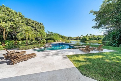 Exquisite single-story residence in the prestigious community of - photo 9