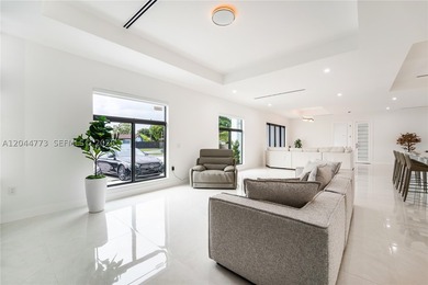 New custom luxury home showcasing top-of-the-line materials - photo 11