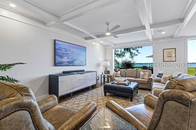 The epitome of Harbour Town living, this beautifully renovated