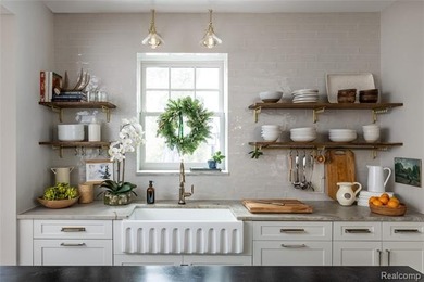 Award-winning historic restoration set on a rare 2.5-acre lot - photo 16