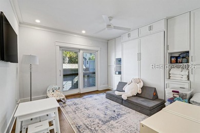 The epitome of Harbour Town living, this beautifully renovated