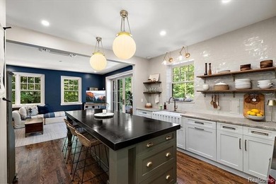 Award-winning historic restoration set on a rare 2.5-acre lot - photo 17