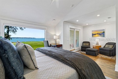 The epitome of Harbour Town living, this beautifully renovated