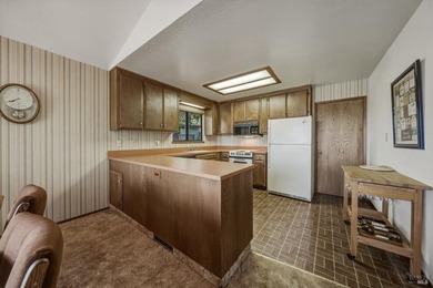 Located in the highly desirable Buckingham area of Kelseyville - photo 21