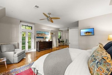 Award-winning historic restoration set on a rare 2.5-acre lot - photo 25