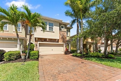 Bonita Lakes Area Townhome/Townhouse For Sale in Bonita Springs Florida