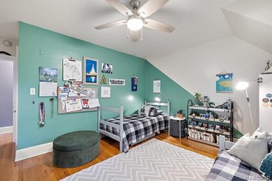 Award-winning historic restoration set on a rare 2.5-acre lot - photo 33