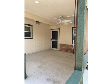 Nice clean functional Castlecomb home, appears to be in - photo 12