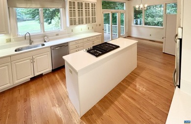 Back with new appliances & kitchen counters- golf front - photo 13