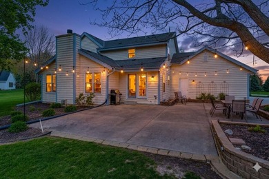 Welcome to Lake Country living at its finest set on a PRISTINE - photo 15