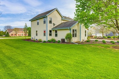 Welcome to Lake Country living at its finest set on a PRISTINE - photo 17