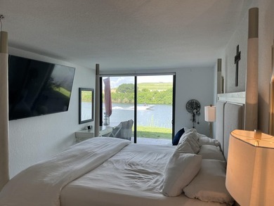 Rare opportunity to own one of the most desirable waterfront - photo 10
