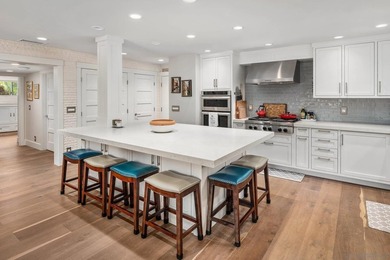 Imagine living out your dream in this absolutely stunning, turn - photo 18