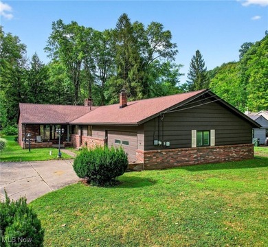 (private lake, pond, creek) Home For Sale in Novelty Ohio