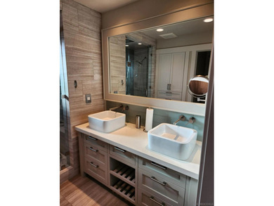 Imagine living out your dream in this absolutely stunning, turn - photo 33