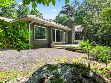 Updated and filled with light! One-level home on a private - photo 38