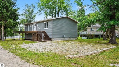 Additional listing photo 4
