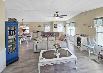 Welcome to Spanish Lakes, a popular 55+ community in Vero Beach - photo 4
