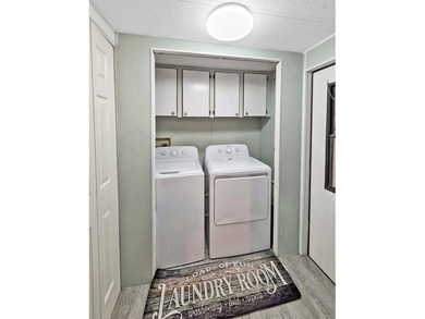 Welcome to Spanish Lakes, a popular 55+ community in Vero Beach - photo 8