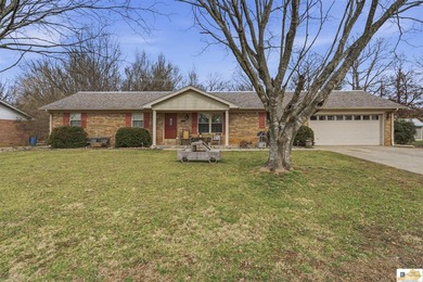 (private lake, pond, creek) Home For Sale in Munfordville Kentucky