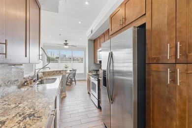 This first-floor condo (no stairs!) puts easy living front and