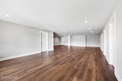 Welcome to an extraordinary new construction waterfront home - photo 37