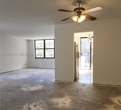 Bring your imagination to transform this spacious, sun-filled - photo 7