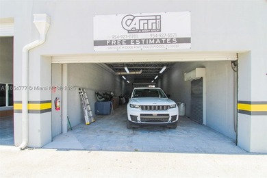 High-End Auto Body Shop & Prime Real Estate - For Sale in - photo 16