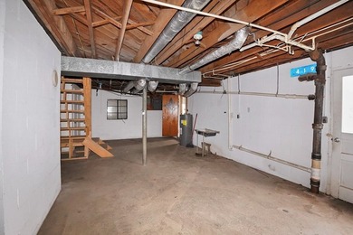 This charming home is loaded with character! Lovely tile front - photo 20