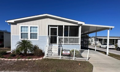 Lake Eustis Home For Sale in Grand Island Florida