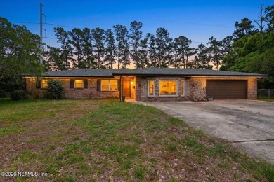 No HOA, extra wide driveway, bring your boats, RVs, trailers - photo 2