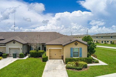 Welcome to this spacious 4-bedroom, 2-bathroom townhome built in - photo 2