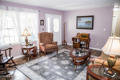 ALL BRICK HOME! Situated on a quiet cul-de-sac street with - photo 10