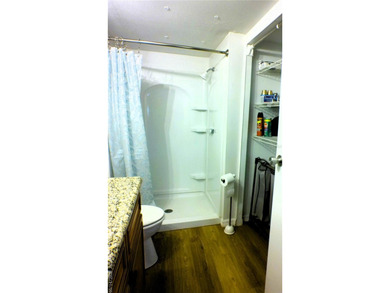 This updated, 2-bedroom, 1.5-bath mobile home, built in 1973 - photo 13