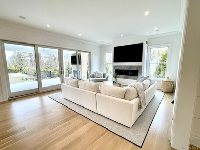 Now complete, this stunningly new transitional home has a Wow - photo 17
