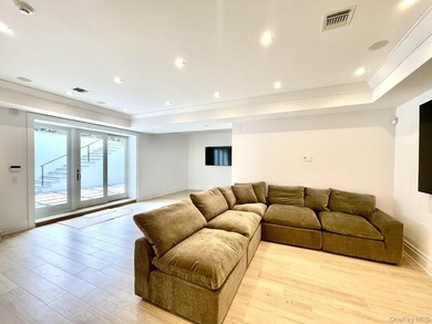 Now complete, this stunningly new transitional home has a Wow - photo 31