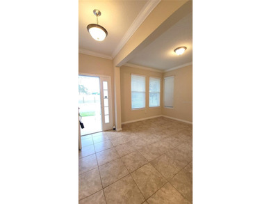Winter Garden - Rare, immaculate end-unit townhome in highly - photo 5