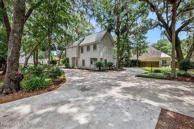 Multi-Generalational and/or income producing estate with 3 - photo 8