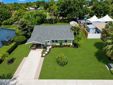 Welcome to this beautifully maintained CBS construction home - photo 5