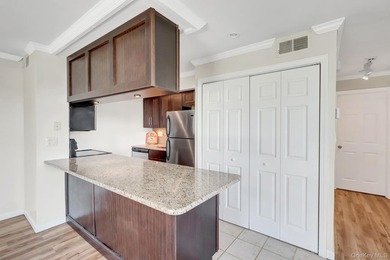 Welcome to waterfront paradise at the desirable Anchorage with - photo 17