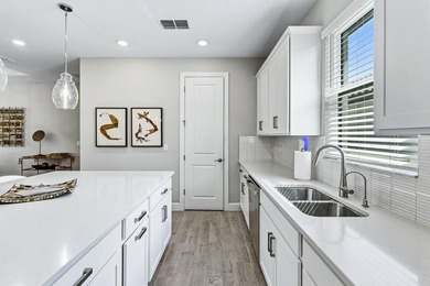 Welcome to 55+ Esplanade at Tradition! This beautifully upgraded - photo 17