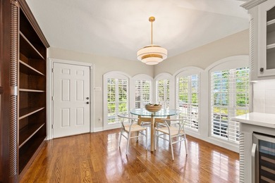 Set beneath a canopy of mature trees, there is an ease to this - photo 19